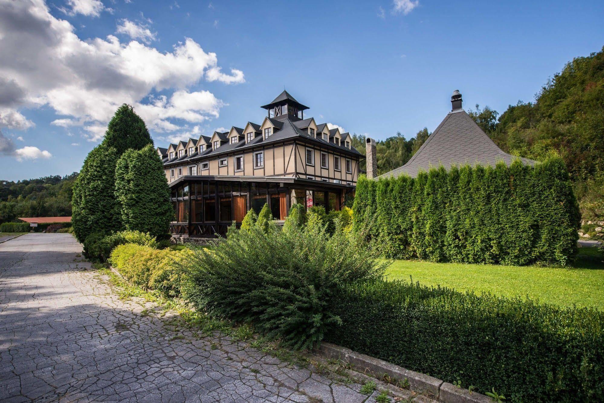 Hotel Golfer Kremnica Exterior foto