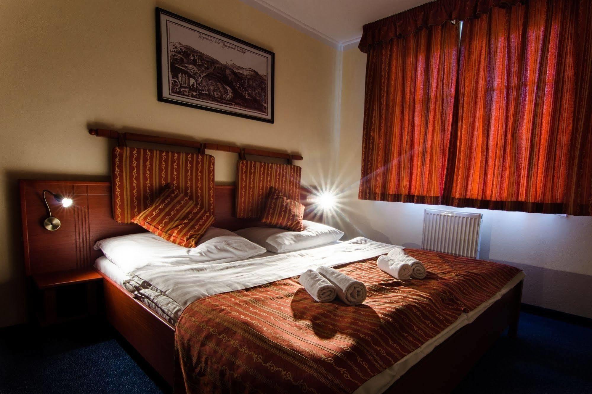 Hotel Golfer Kremnica Exterior foto